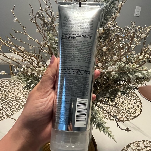 Color WOW Color Security Shampoo - Picture 3 of 3